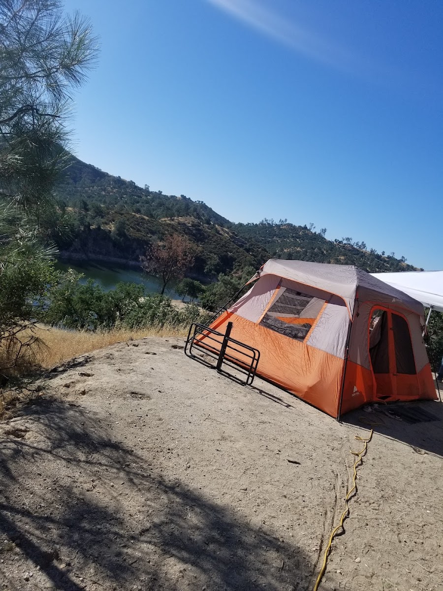 Cover image for Eagles Ridge Campground